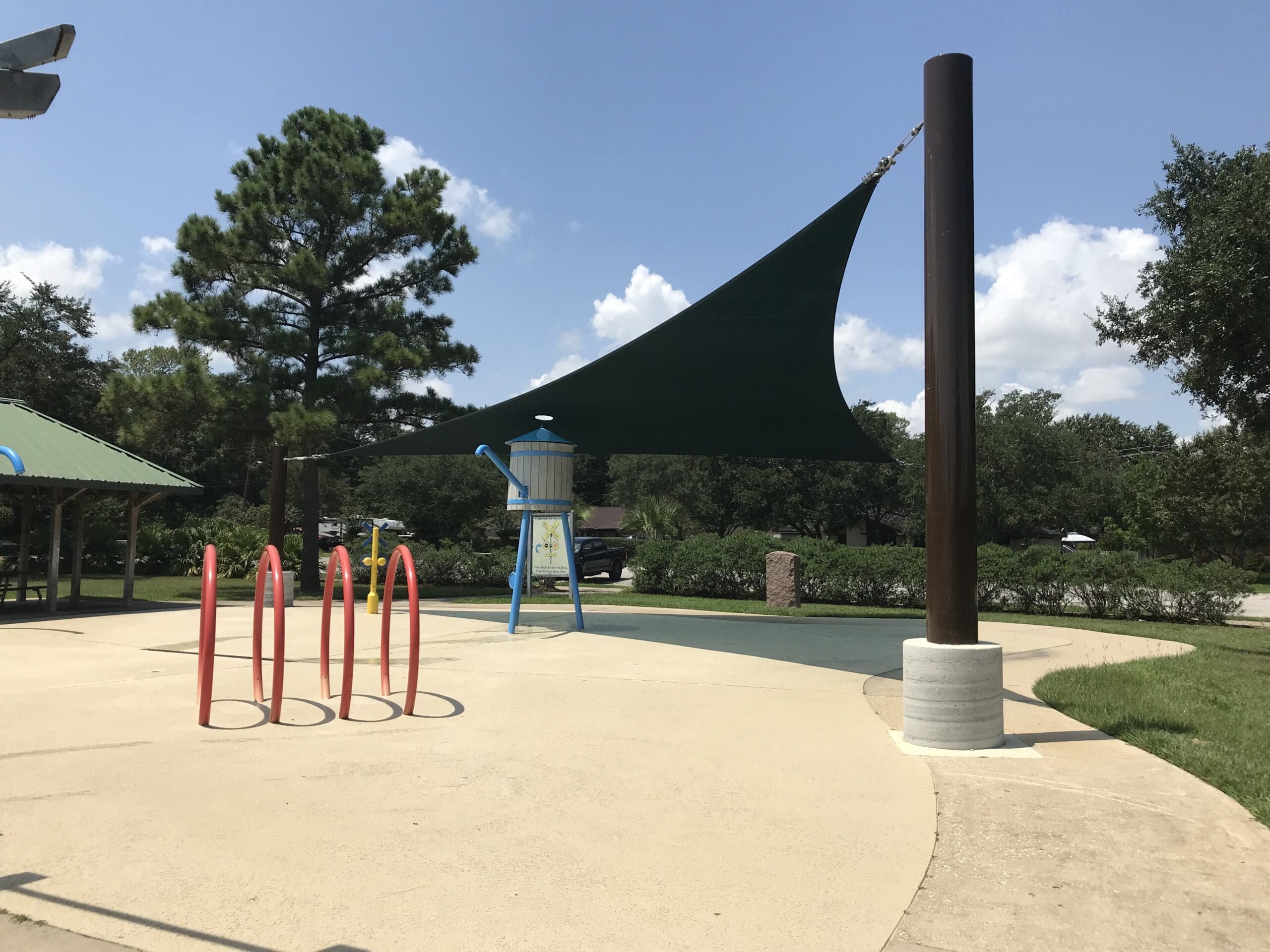 triangle usa shade set up in park