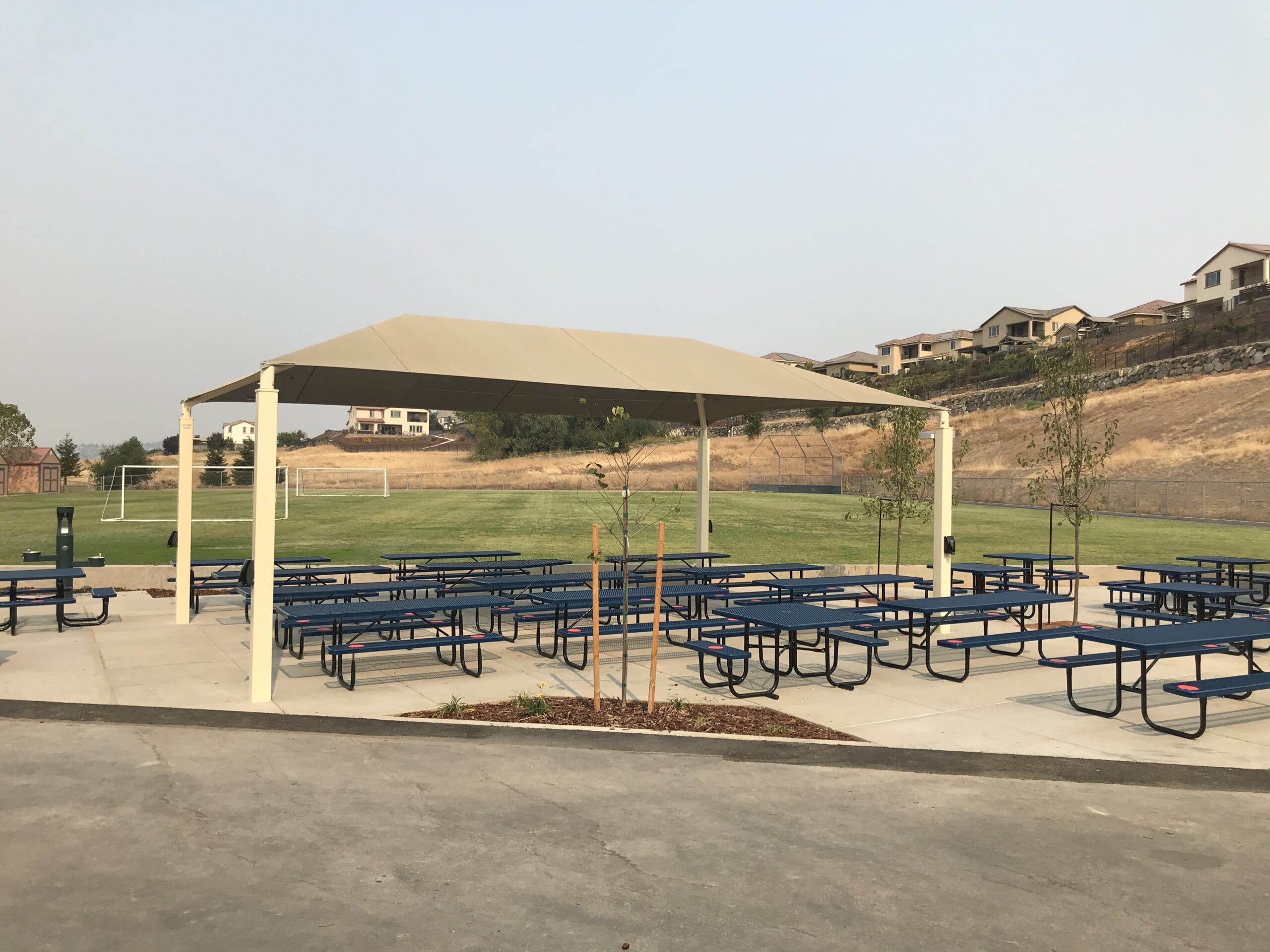 4 post usa shade covering outdoor picnic area